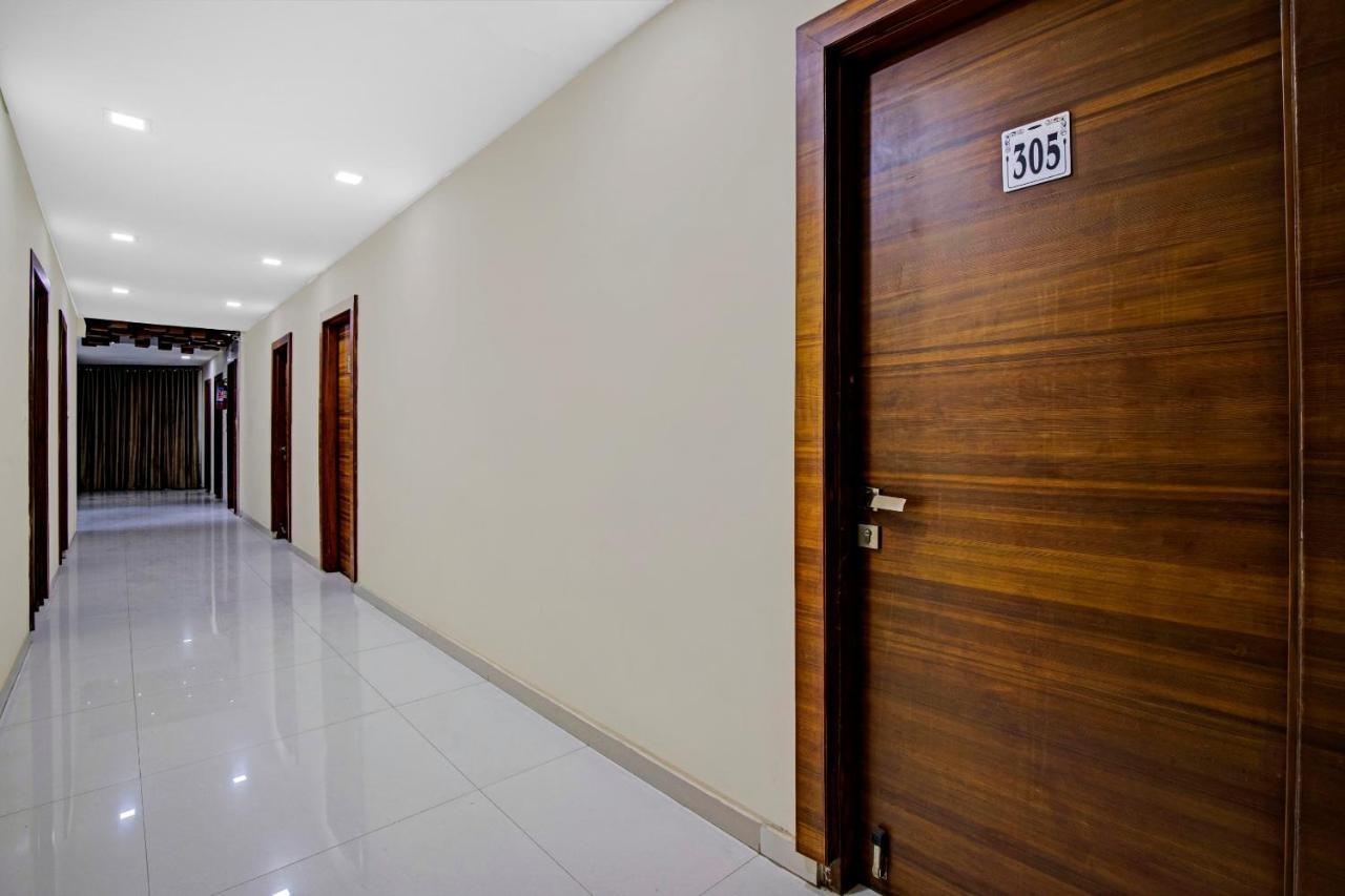 Hotel Navjivan Himatnagar Ngoại thất bức ảnh