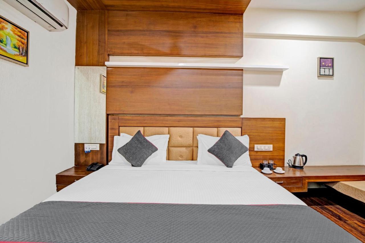 Hotel Navjivan Himatnagar Ngoại thất bức ảnh