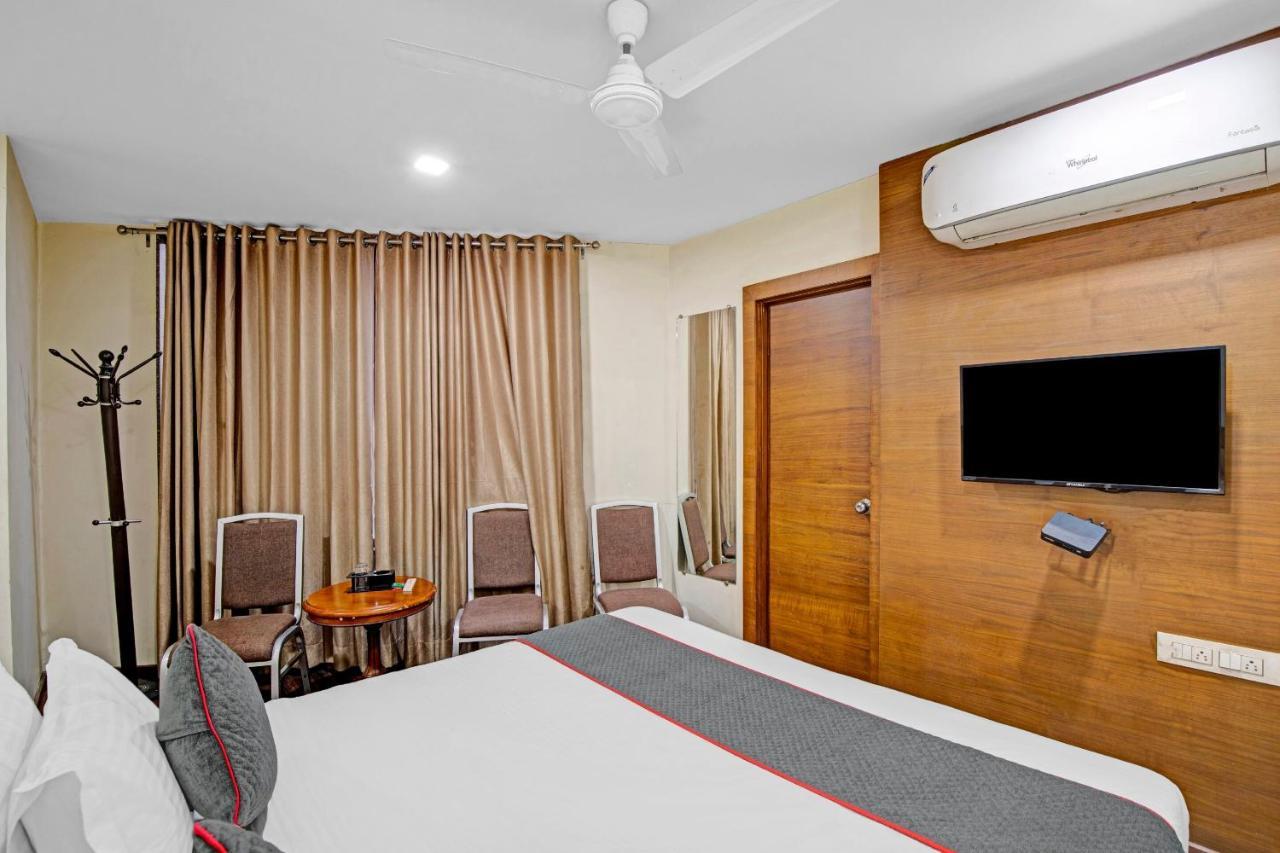Hotel Navjivan Himatnagar Ngoại thất bức ảnh