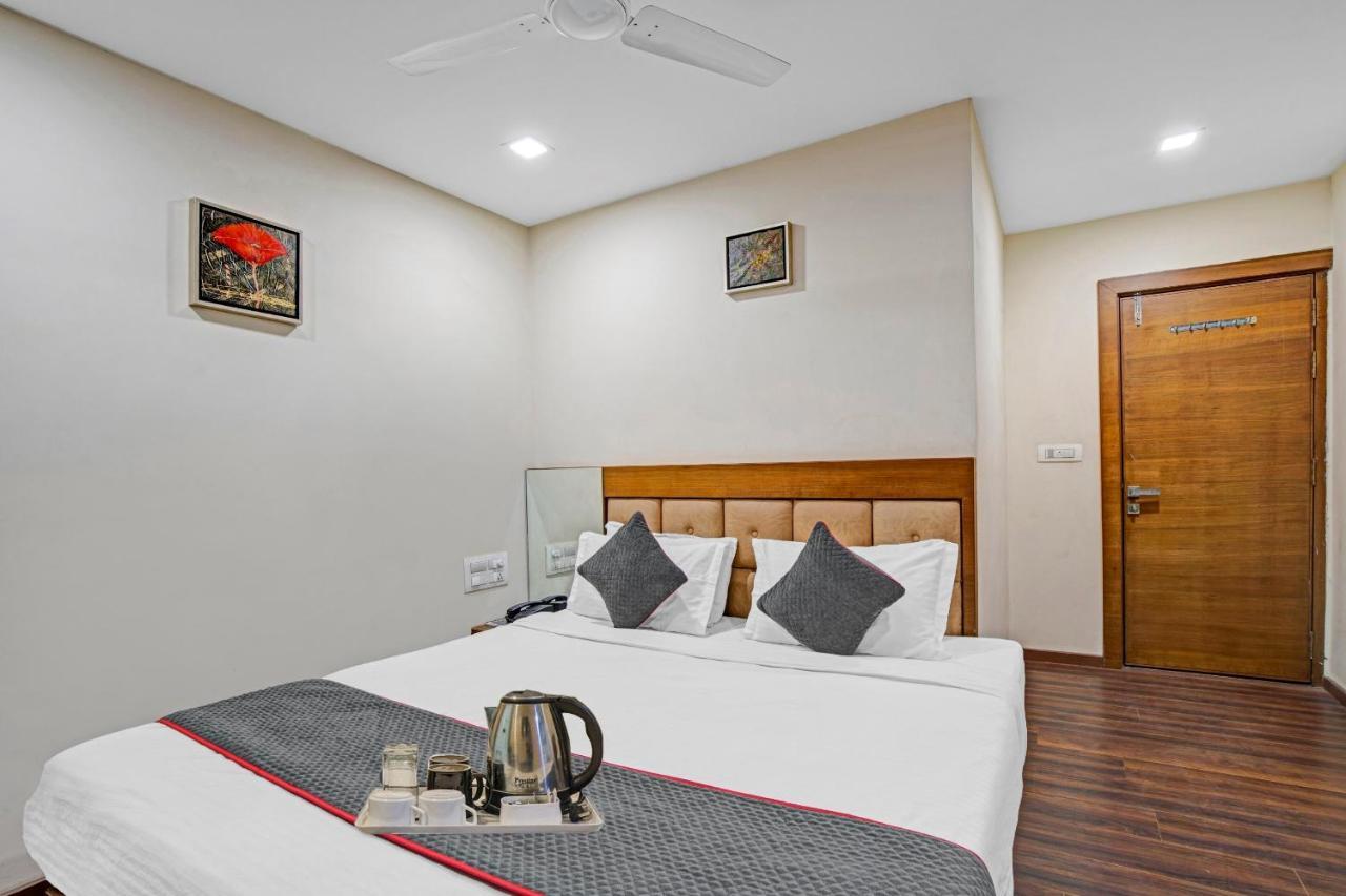 Hotel Navjivan Himatnagar Ngoại thất bức ảnh